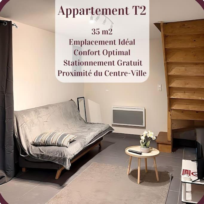 Appartement 2 Pieces Rdc En Duplex Vue Cour Parking Gratuit A 20Metres Roanne Buitenkant foto